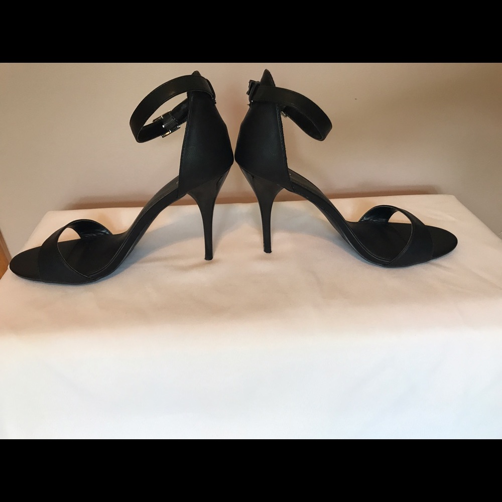 Women's Black Heeled Sandals