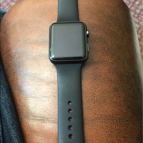 MINT CONDITION APPLE WATCH 42MM - Picture 1 of 3