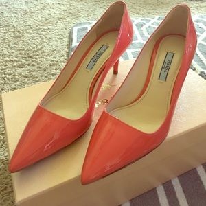 Prada Vernice Pumps