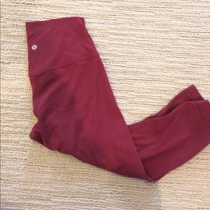 Lululemon deep rogue align crops sz6