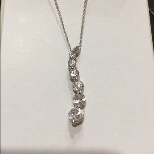 Vintage 10K White Gold Journey Necklace 18" chain