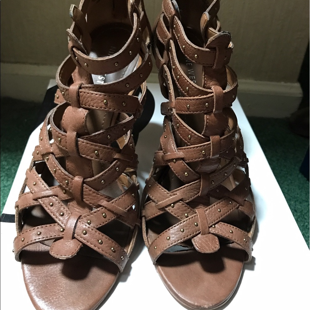 Nine West Gladiator Heels Tan size 8.5