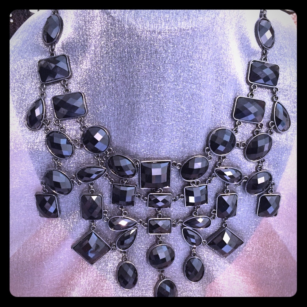 Black gemstone necklace