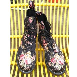 DR MARTENS 1460 BLACK VICTORIAN FLOWERS