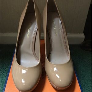 Arturo Chiang Nude Heels size 9