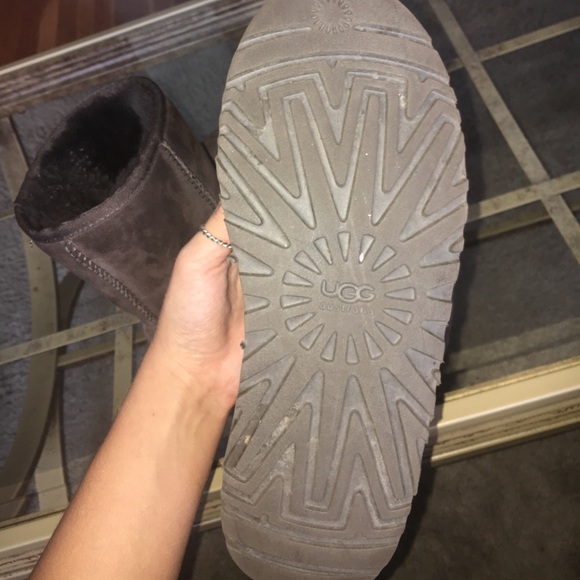 Ugg Boots!! SHARE/LIKE - Picture 4 of 4