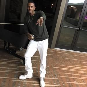 Meet your Posher, Elijah