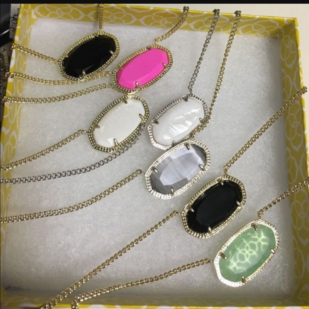 ISO! Dylan necklaces!