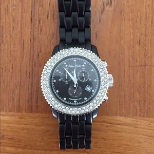 Dazzling fashion watch!