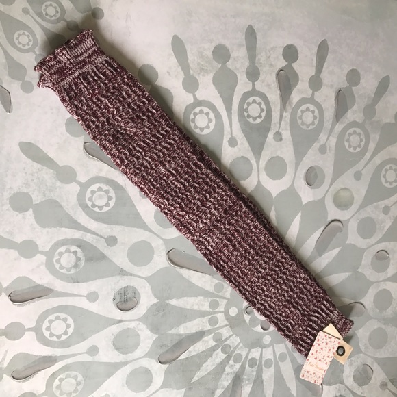 5/$50 {Free People} Triple Creek Knit Leg Warmers - Picture 5 of 6