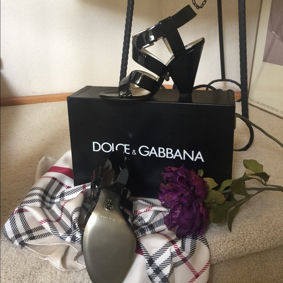 DOLCE & GABBANA PATENT LEATHER SANDAL 4” HEEL ELEGANT LUXURY NEW IN BOX SZ 7 1/2 - Picture 3 of 8