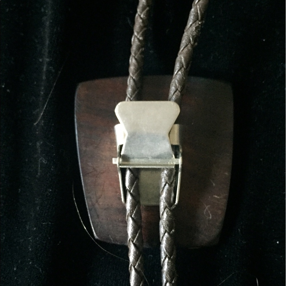 NOT FOR SALE Vintage Native Sterling Rosewood Bolo Tie signed - Picture 3 of 4