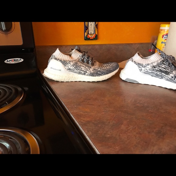 Adidas ultraboost - Picture 2 of 2