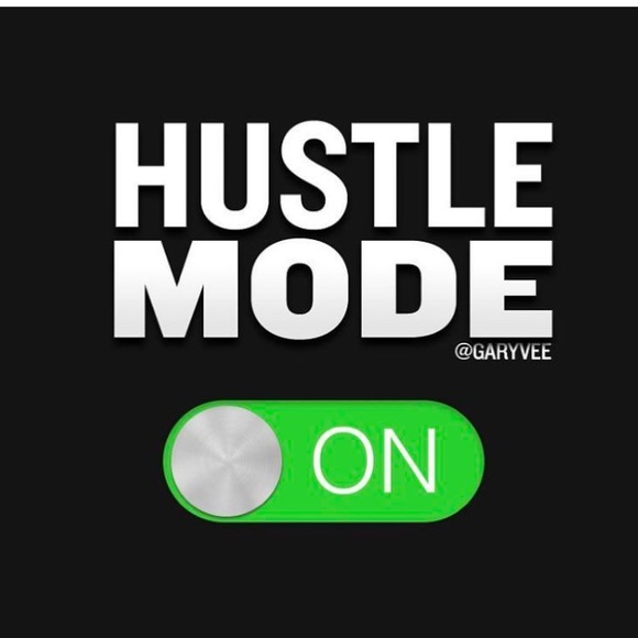 Meet your Posher, Erica - Picture 1 of 1