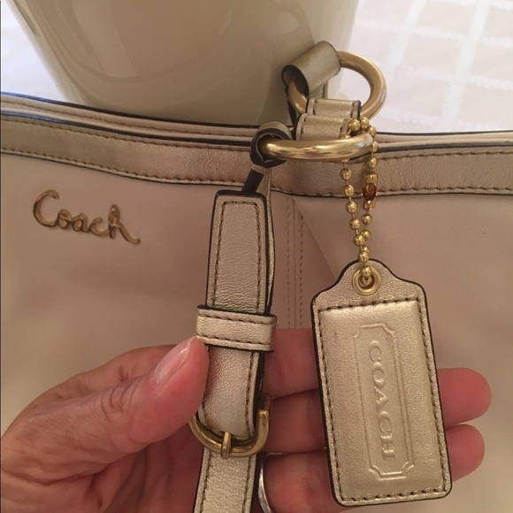 BRAND NEW Coach Bag w/ Tags - 100% Authentic!!! - Picture 8 of 8