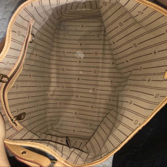 Louis Vuitton PM Delightful Bag - Picture 5 of 8