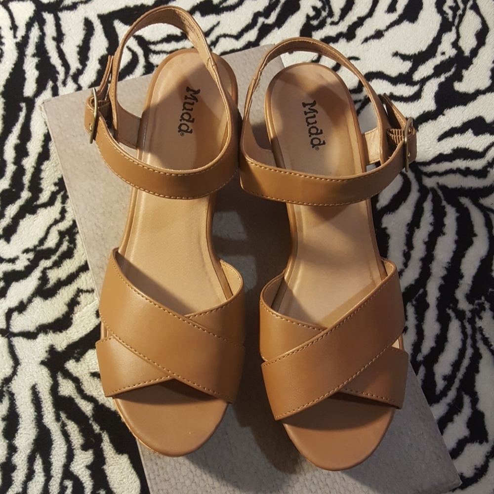 Mudd Tan Wedge Sandal