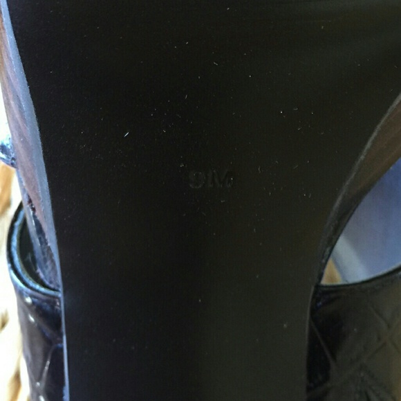 NIB Guess Brown Leather Croco print size 9M - Picture 6 of 7