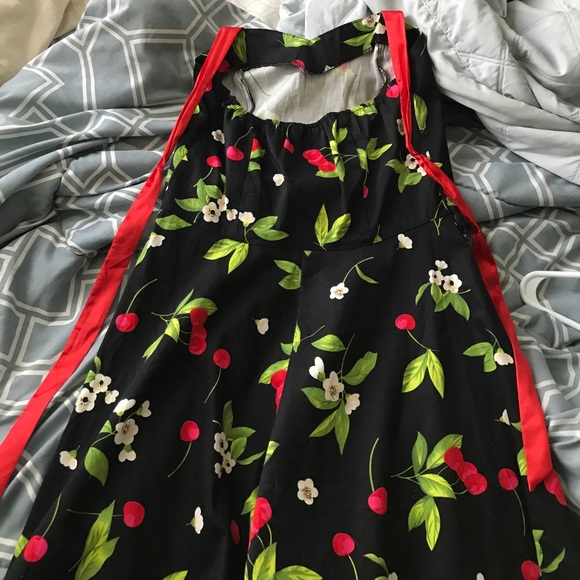 Retro cherry dress - Picture 3 of 3