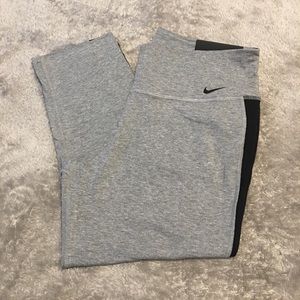 Nike leggings