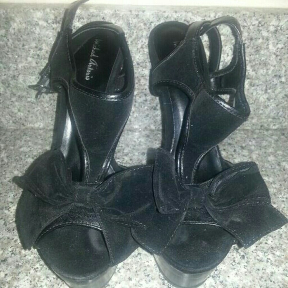 Michael Antonio Black Bow Stilettos, Size: 10.