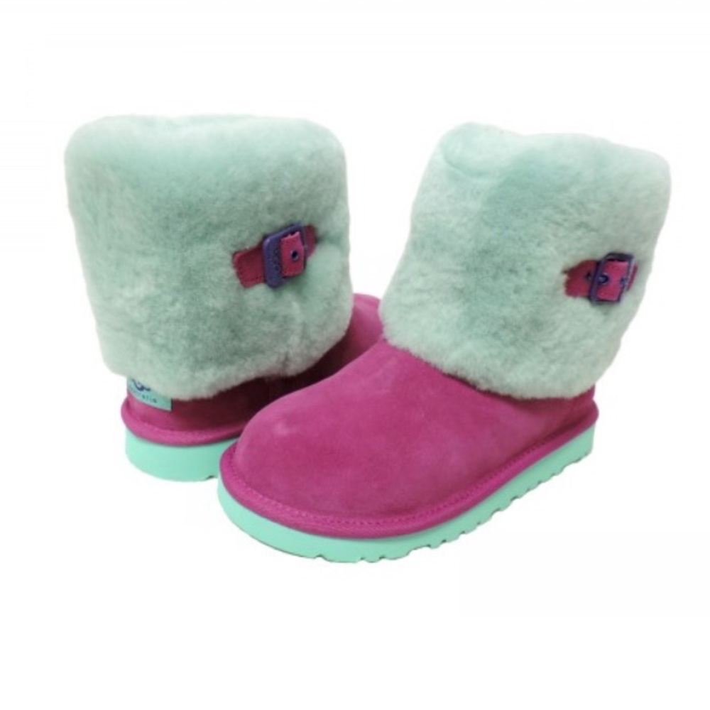 Pink Uggs