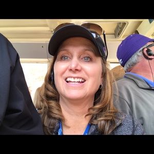 Meet your Posher, Helen