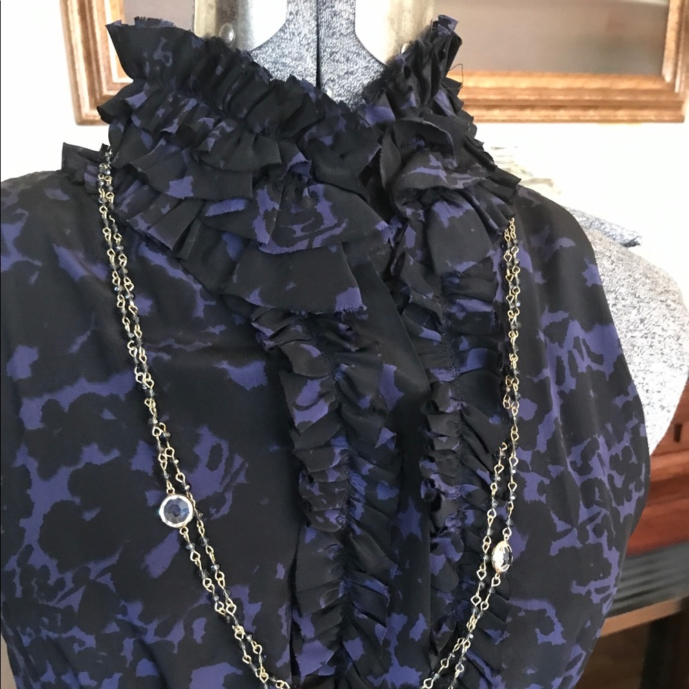 Beautiful and clean Taylor dress size 6 - Picture 3 of 5