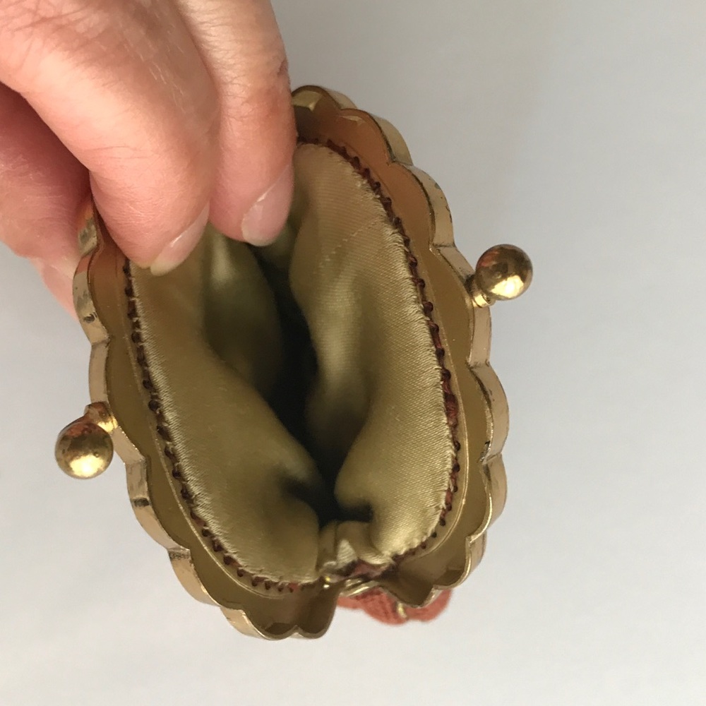 Vintage Embroidered Coinpurse - Picture 3 of 3