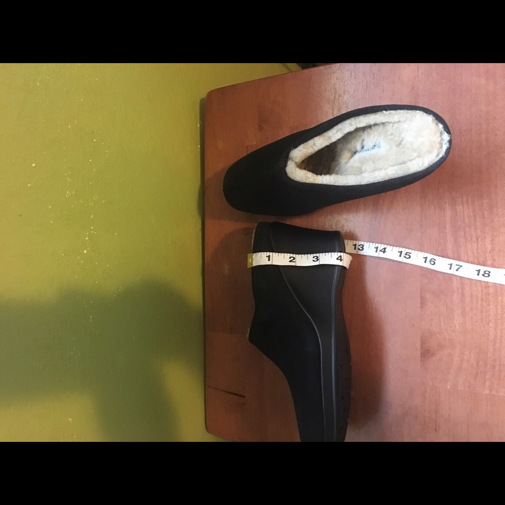 EXCELLENT CONDITION Mules - Picture 4 of 7