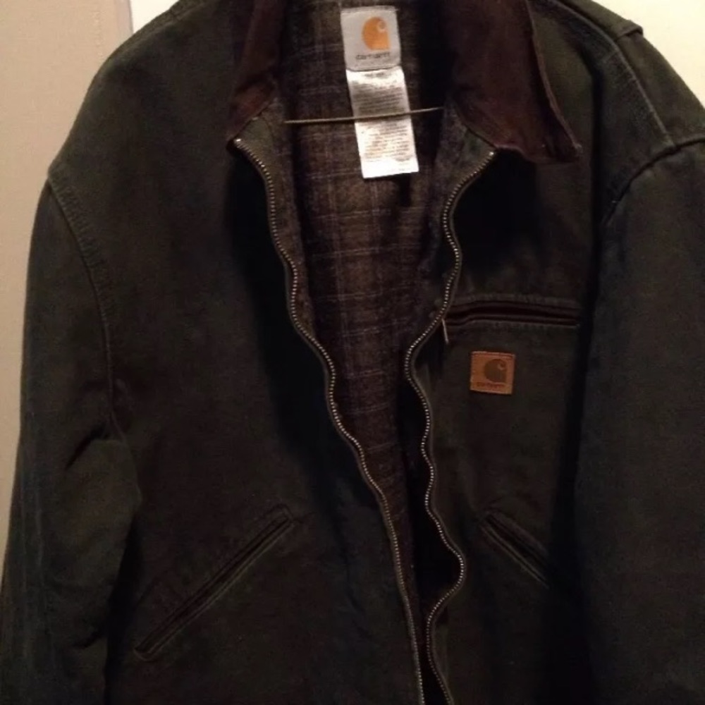 Carhartt insulted Jacket