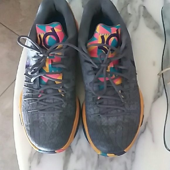 Kd8 - Picture 1 of 4