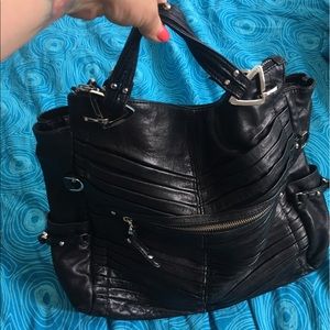 Black leather junior drake bag