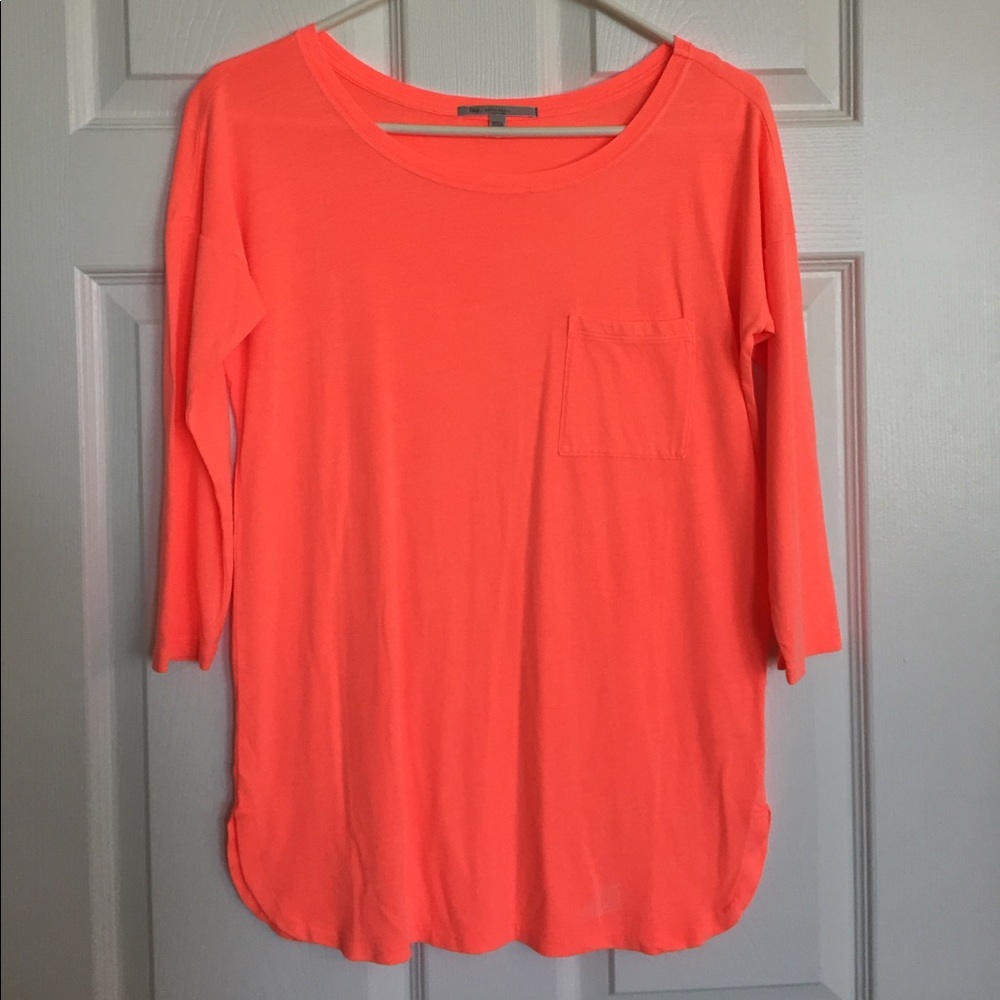 Quarter sleeve shirt