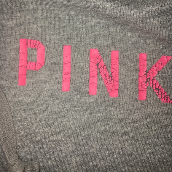 VS pink sweatshirt - Picture 3 of 4
