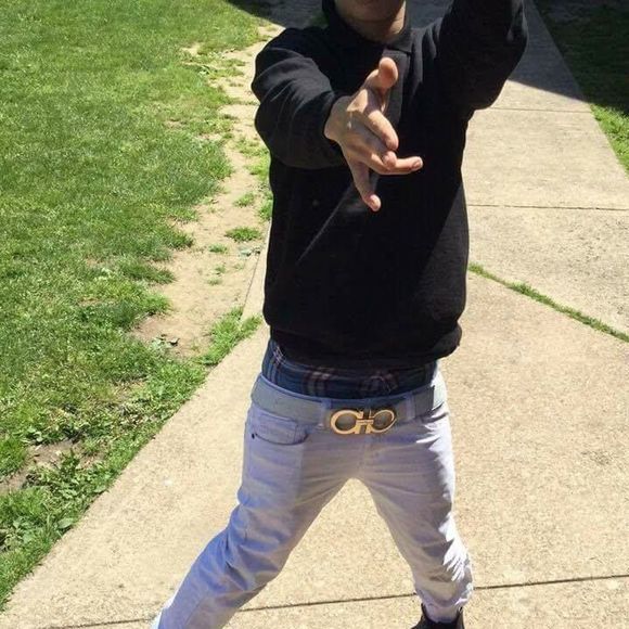 Meet your Posher, Juan - Picture 1 of 1