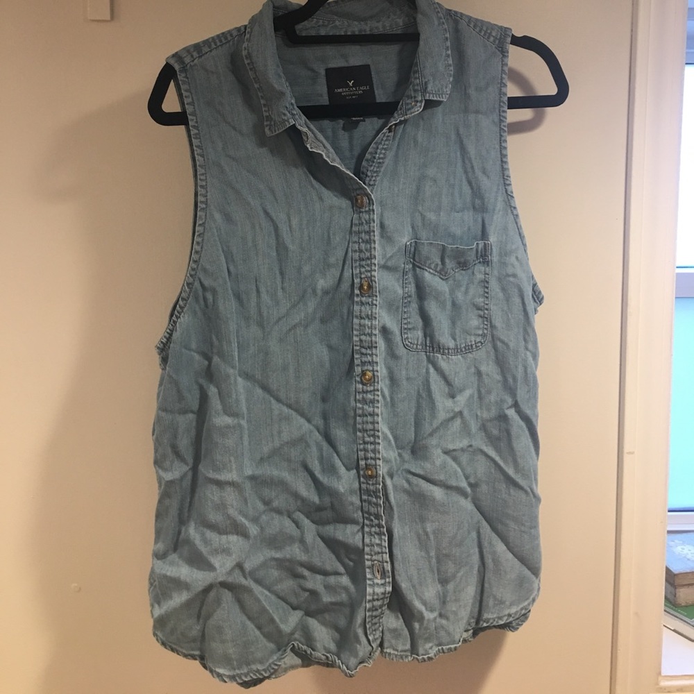 American Eagle Chambray top