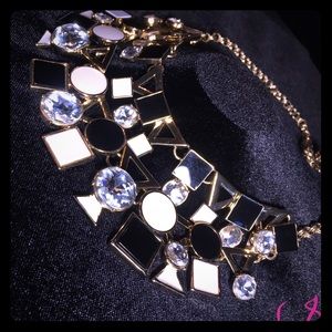 Jeweled fashion necklace