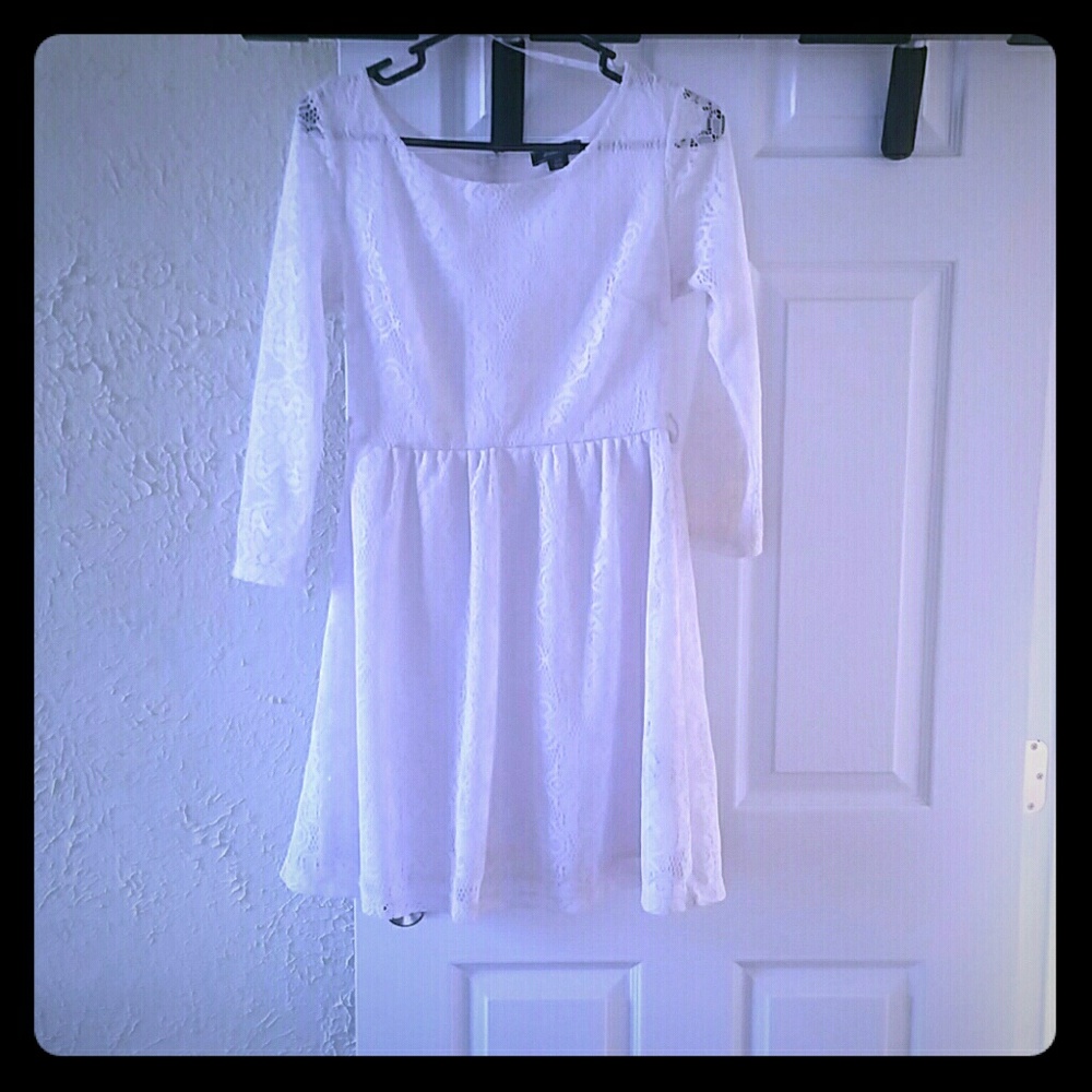 White lace dress