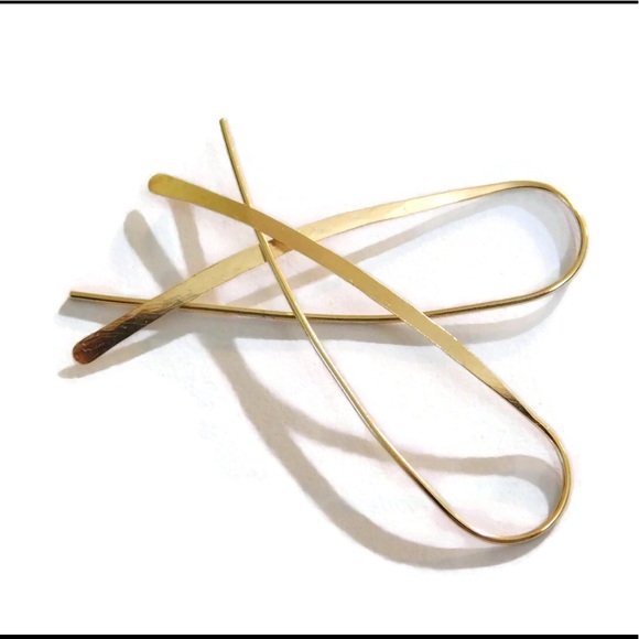 Gold Crossover Threader Hoop Earrings - Picture 3 of 8