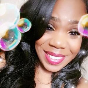 Meet your Posher, Atalia