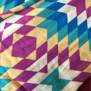LuLaRoe bright print TC Leggings