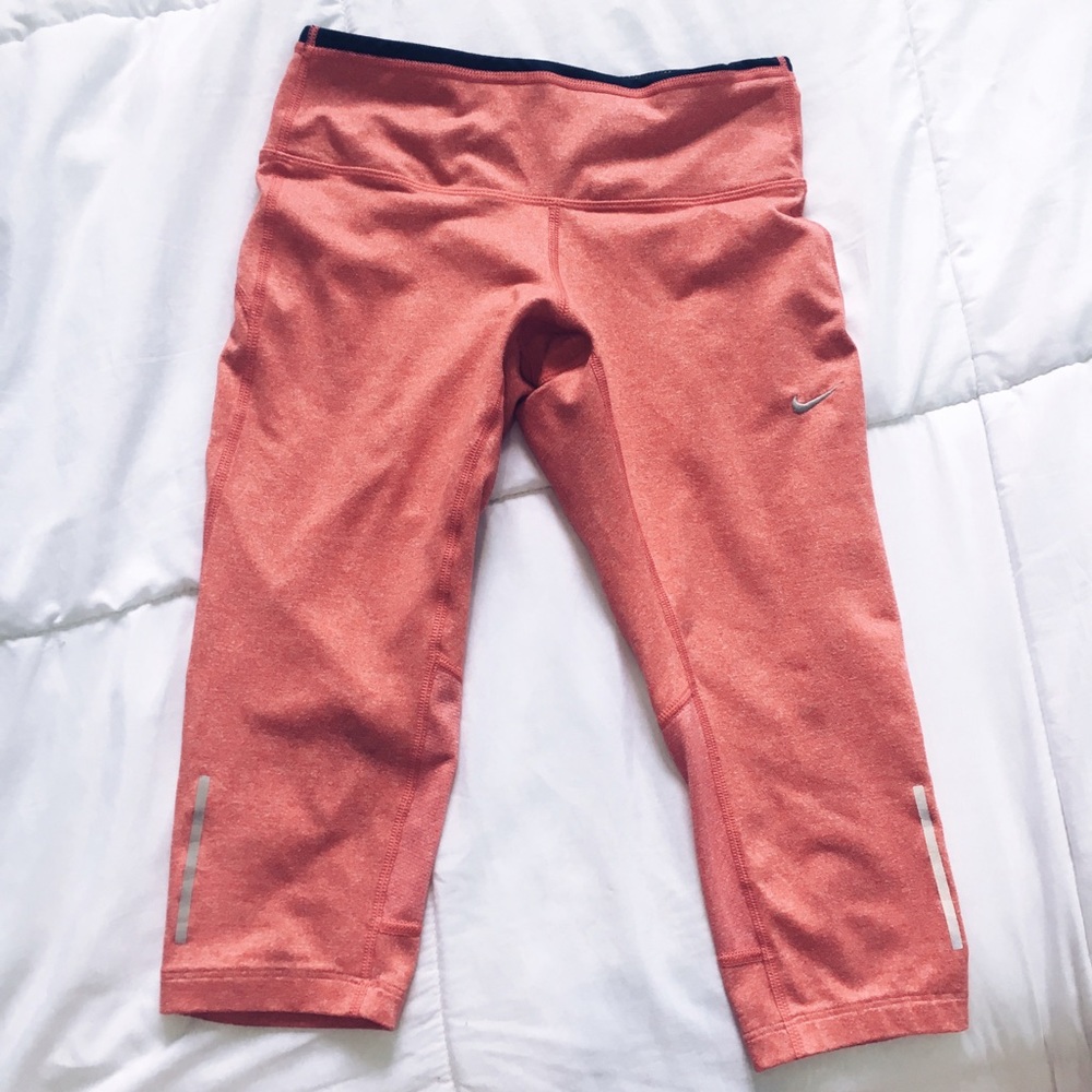 NIKE Watermelon Crop Workout Leggings