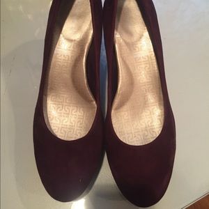 Rockport heels  wine burgundy