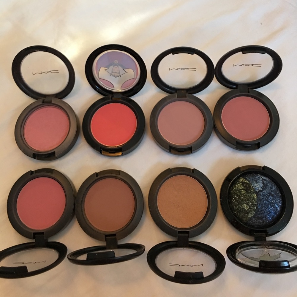 Gentle used Mac cosmetics blushes and 1 eyeshadow