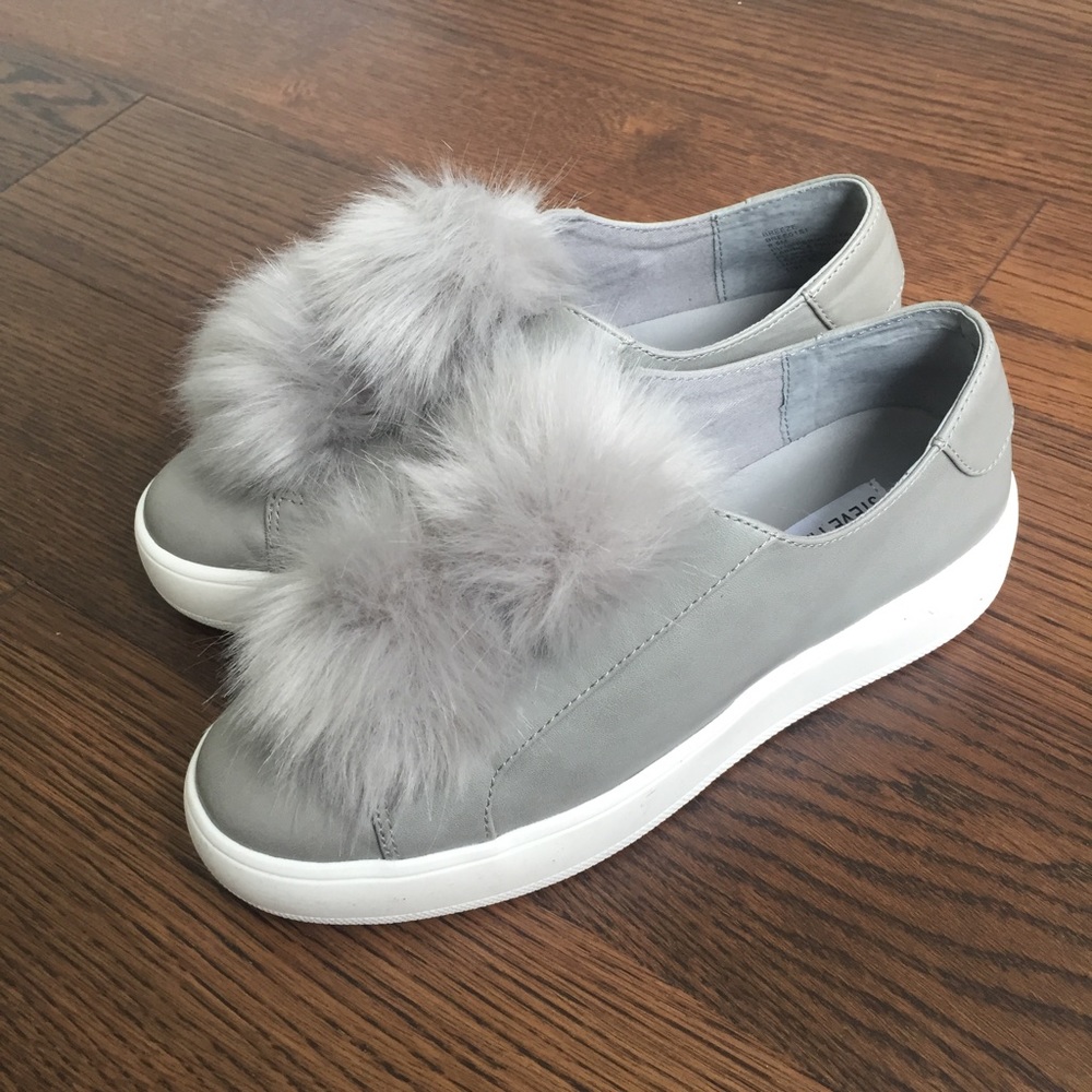 Steve Madden Pom Pom Shoes (Breeze)