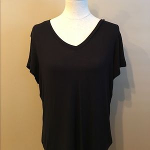 Apt.9 Modern Essentials Black V-Neck Tee