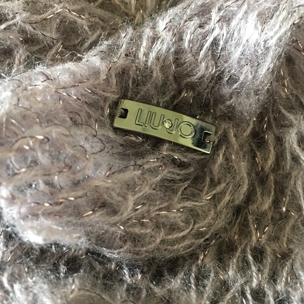 Liujo Scarf - Picture 2 of 5