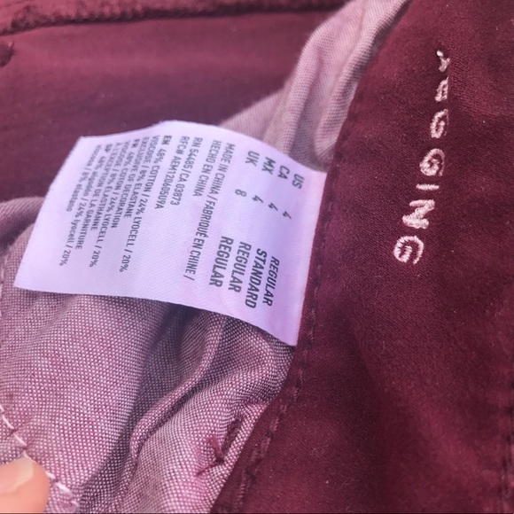 American Eagle Skinny Jeans Maroon - Picture 2 of 3