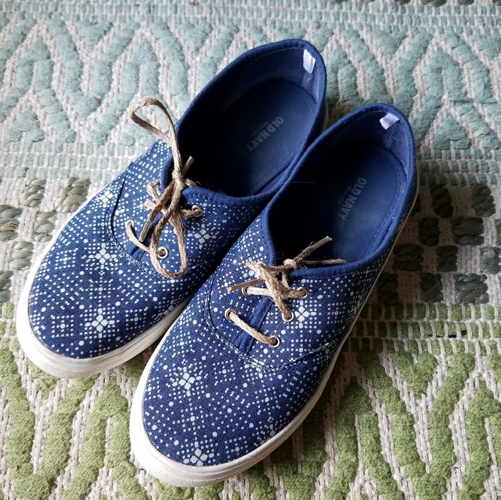Old navy flats